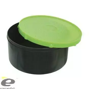 ENERGOTEAM Krabička na červi zelená 9x4,5 cm Must-Have
