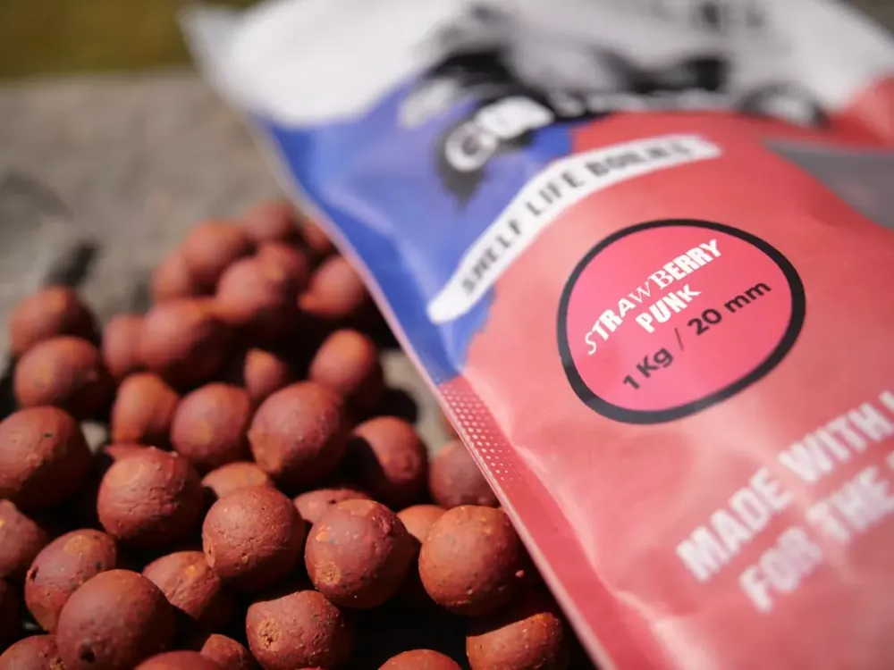 Carp Time G.B.U. Boilies STRAWBERRY PUNK Zlevněný