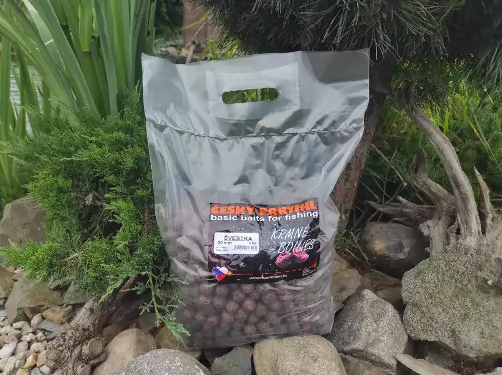 ČESKÝ PARTIKL Krmné boilies 5 kg - ŠVESTKA Hit Sezóny