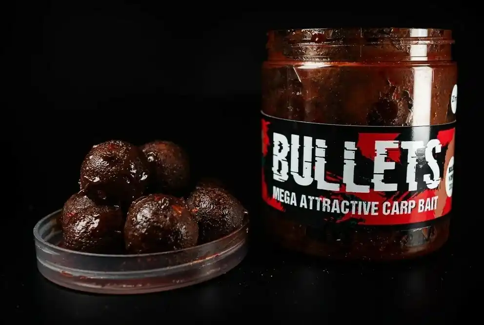 Omezená Nabídka Carp Time G.B.U. BULLETS SQUID 77 dipované boilies
