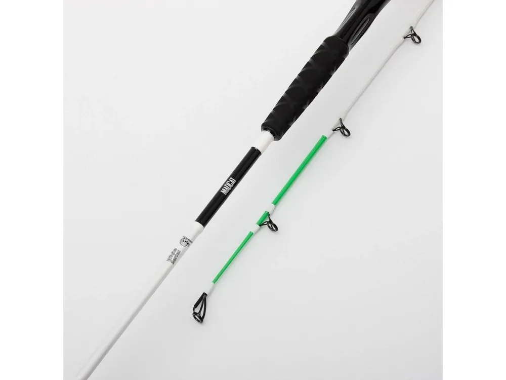 Madcat Sumcový Prut White Clonk Teaser Spinning Rod 2,1 m 150-200 g Časově Omezené